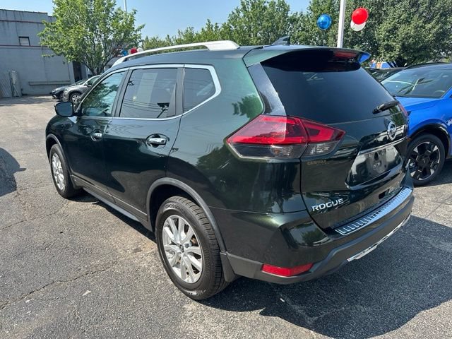 Used 2018 Nissan Rogue SV w/ Premium Package AWD/4WD image 6