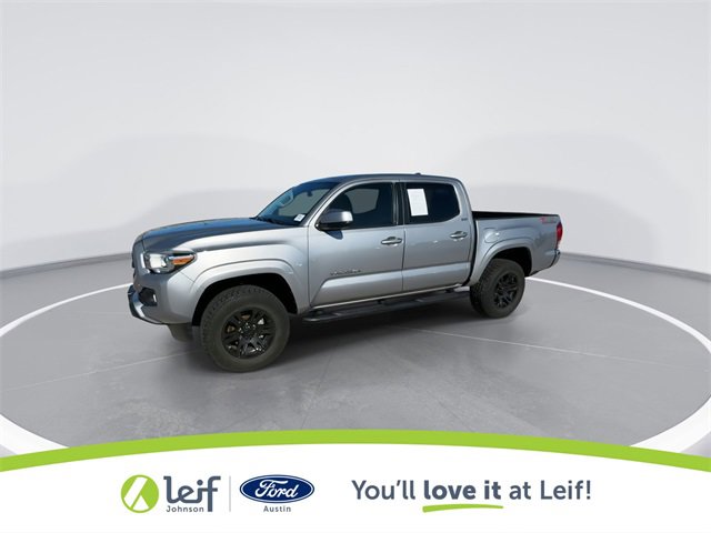 Used 2016 Toyota Tacoma SR5 w/ Towing Package image 5