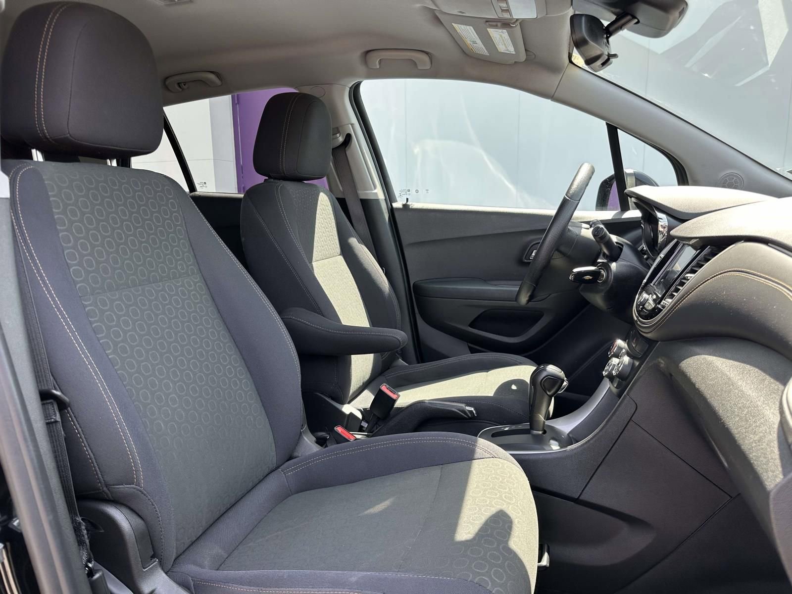 Used 2020 Chevrolet Trax LS w/ Tint and Cruise Package image 10