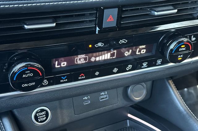 Used 2023 Nissan Rogue Platinum w/ Platinum Premium Package image 20