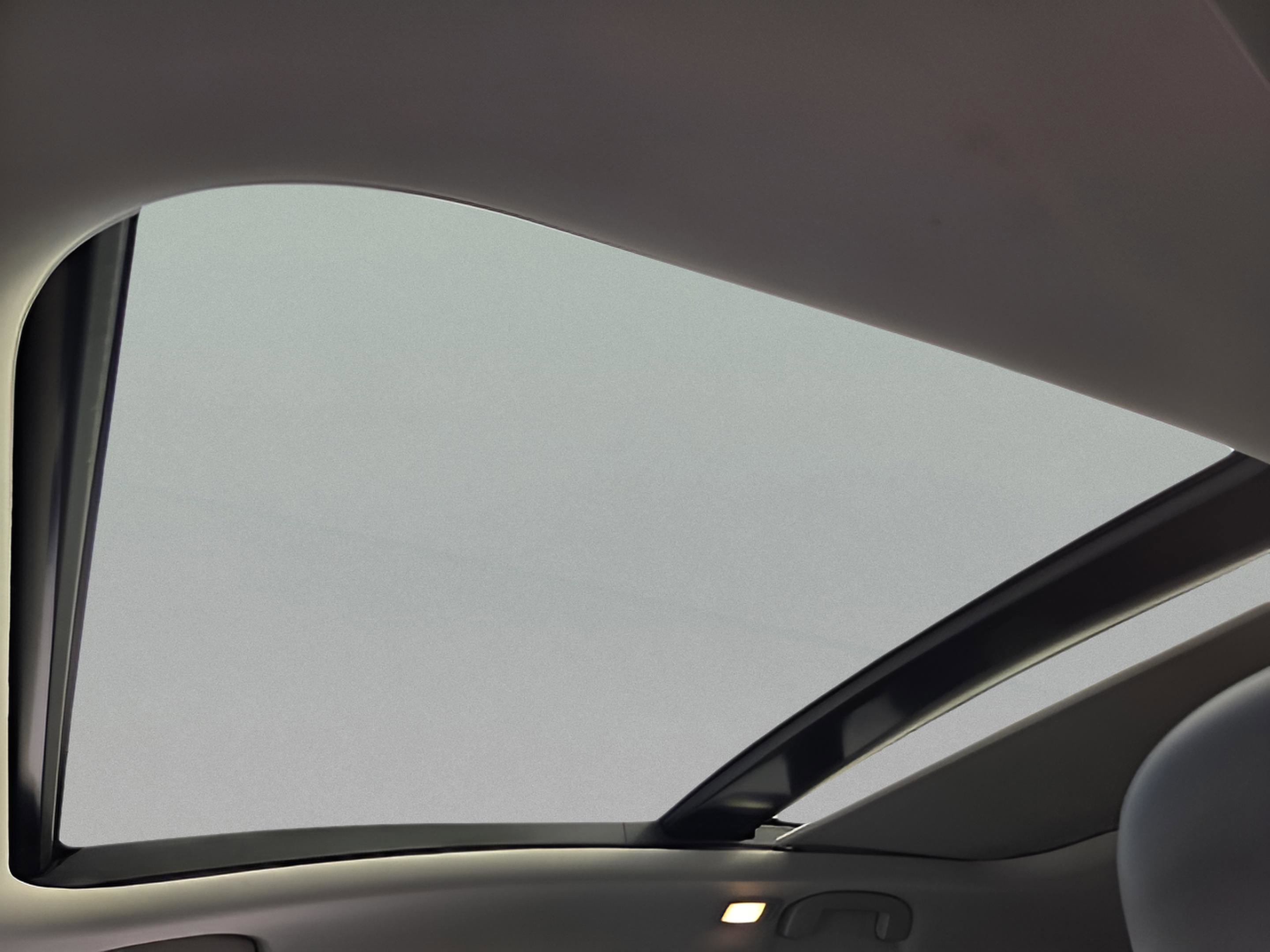 Used 2019 INFINITI QX50 Essential w/ Premium Heat Package image 18