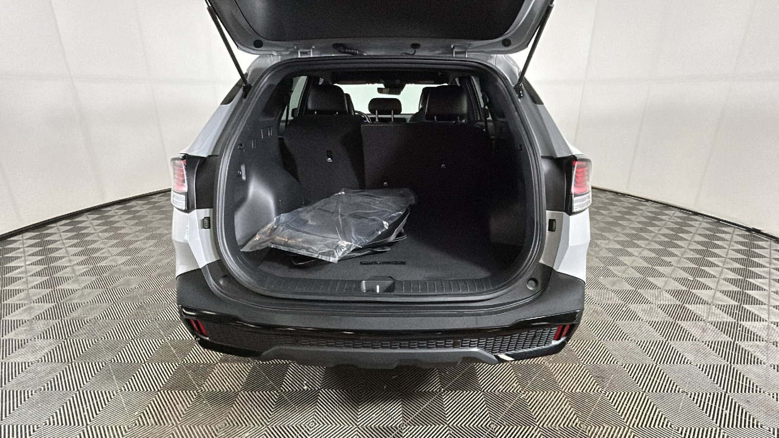 Used 2025 Kia Sportage X-Line AWD/4WD image 33