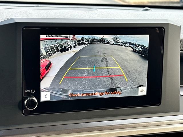 Used 2025 Toyota Tacoma SR5 image 22