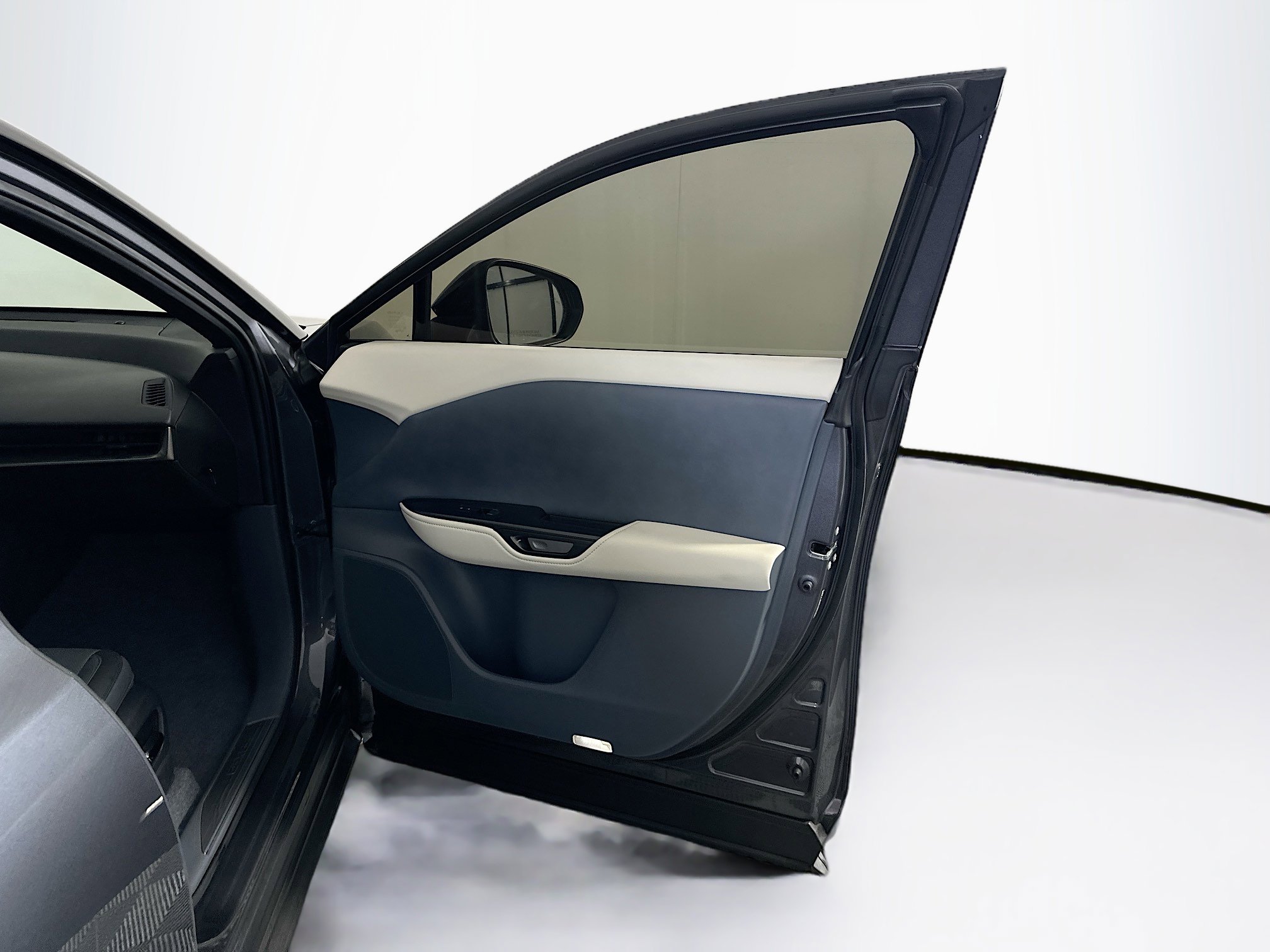 Used 2024 Lexus RZ 300e Premium w/ Accessory Package (Z1) FWD image 34