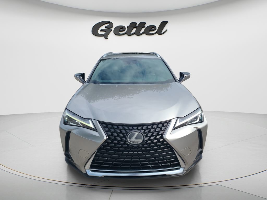 Used 2019 Lexus UX 200 w/ Accessory Package 2 FWD image 2