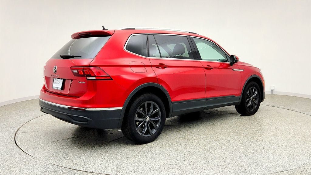 Used 2022 Volkswagen Tiguan SE AWD/4WD image 5