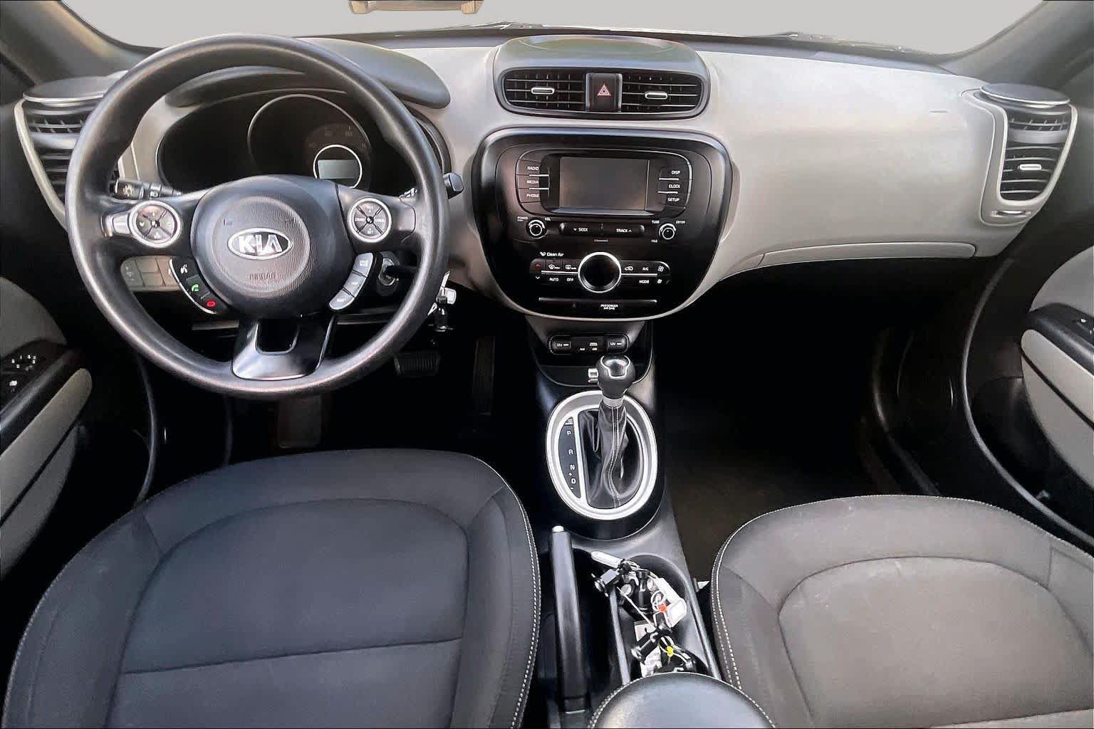 Used 2017 Kia Soul + FWD image 15
