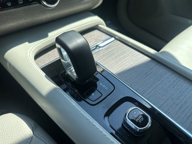 Certified 2023 Volvo XC90 B6 Plus image 21