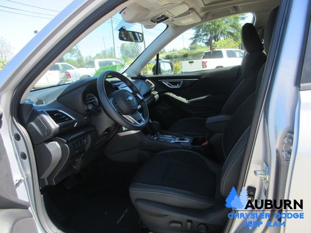 Used 2019 Subaru Forester Premium w/ All-Weather Package image 25
