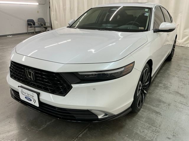 Used 2023 Honda Accord Touring image 8