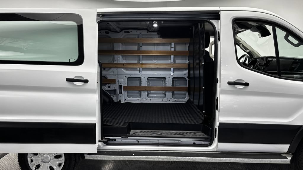 Used 2025 Ford Transit 250 Low Roof w/ Exterior Upgrade Package RWD image 35