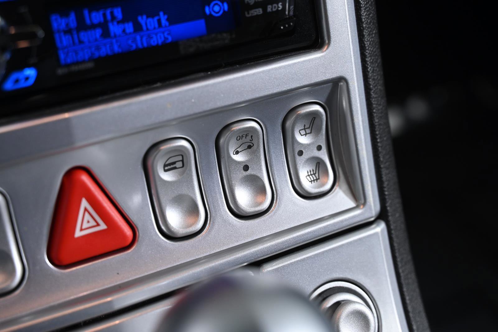 Used 2004 Chrysler Crossfire Coupe image 20