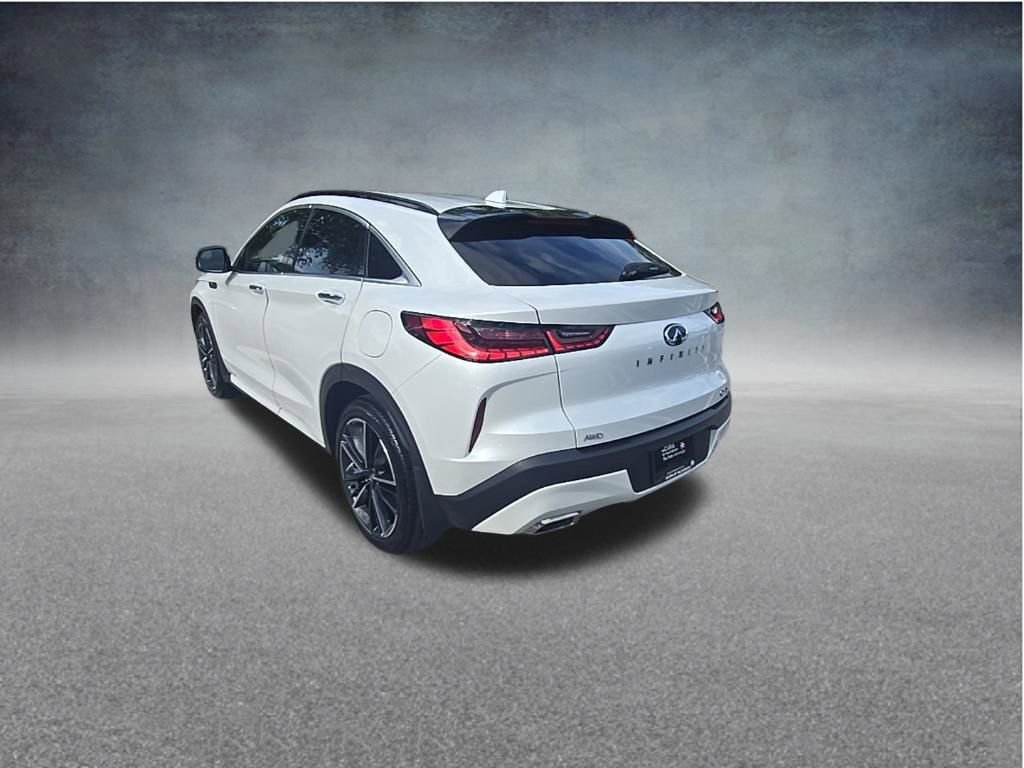 Used 2023 INFINITI QX55 Essential AWD/4WD image 7