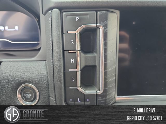 Used 2024 GMC Yukon XL Denali AWD/4WD image 25