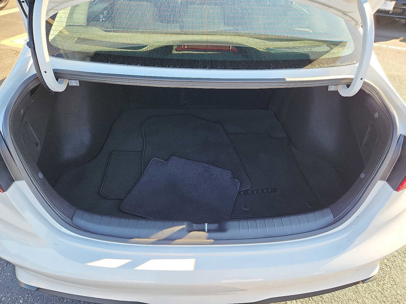 Used 2022 Kia Forte LXS w/ LXS Technology Package FWD image 26