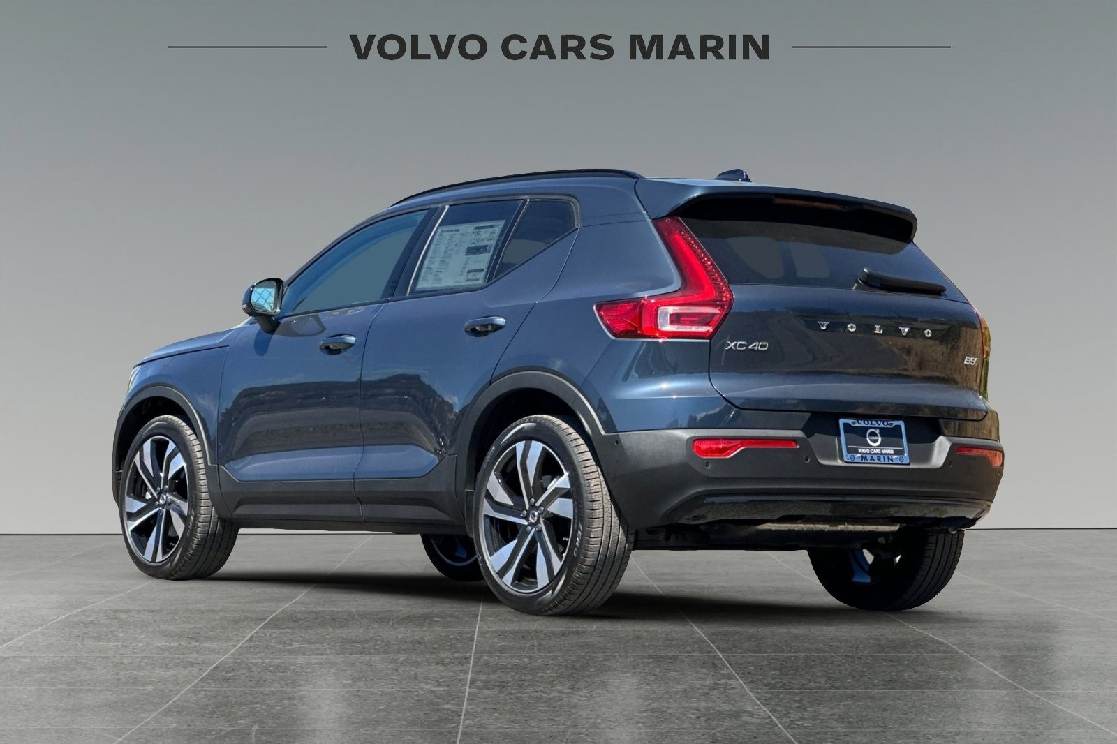 New 2026 Volvo XC40 B5 Ultra w/ Climate Package image 6