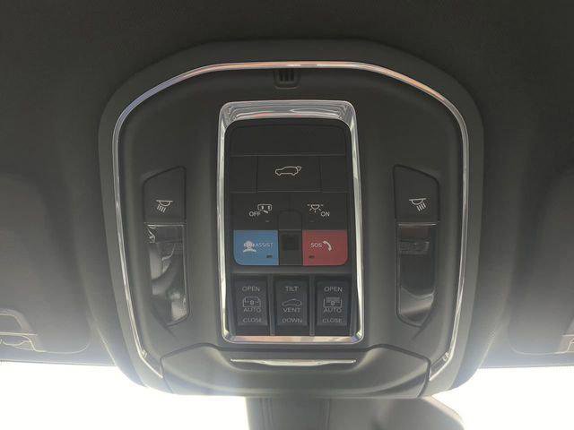 Certified 2025 Jeep Grand Cherokee L Limited w/ Luxury Tech Group II AWD/4WD image 25