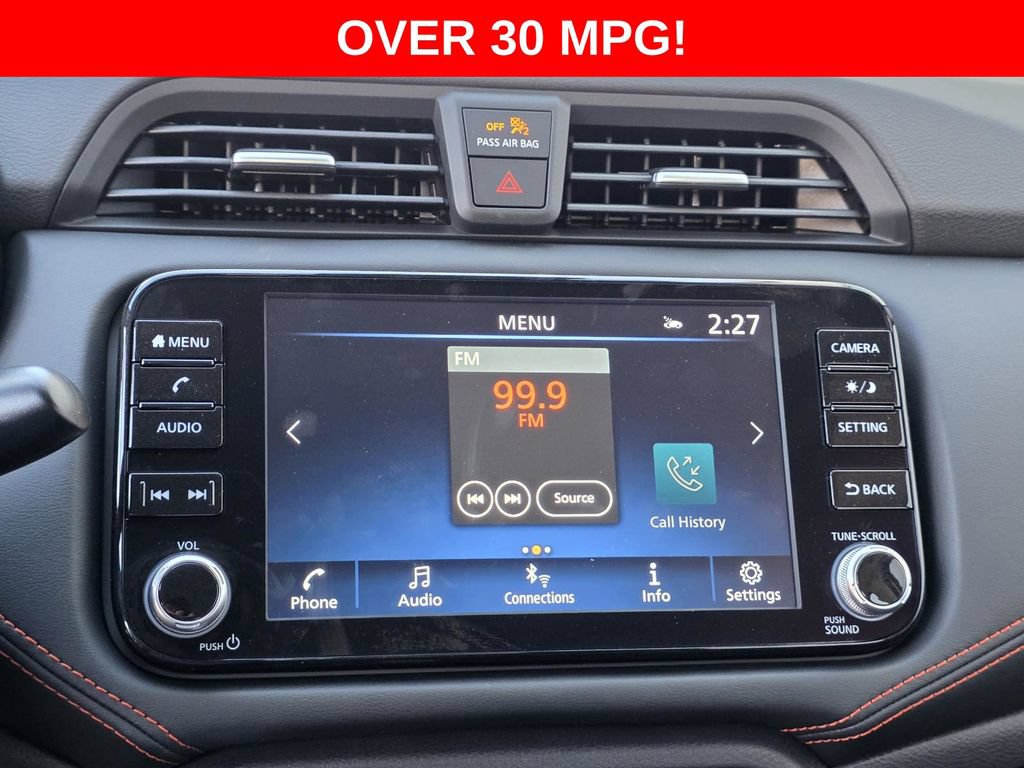 New 2025 Nissan Versa SR w/ Trunk Package FWD image 13