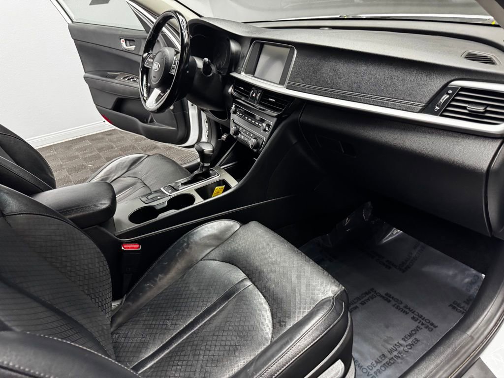 Used 2020 Kia Optima SE image 54