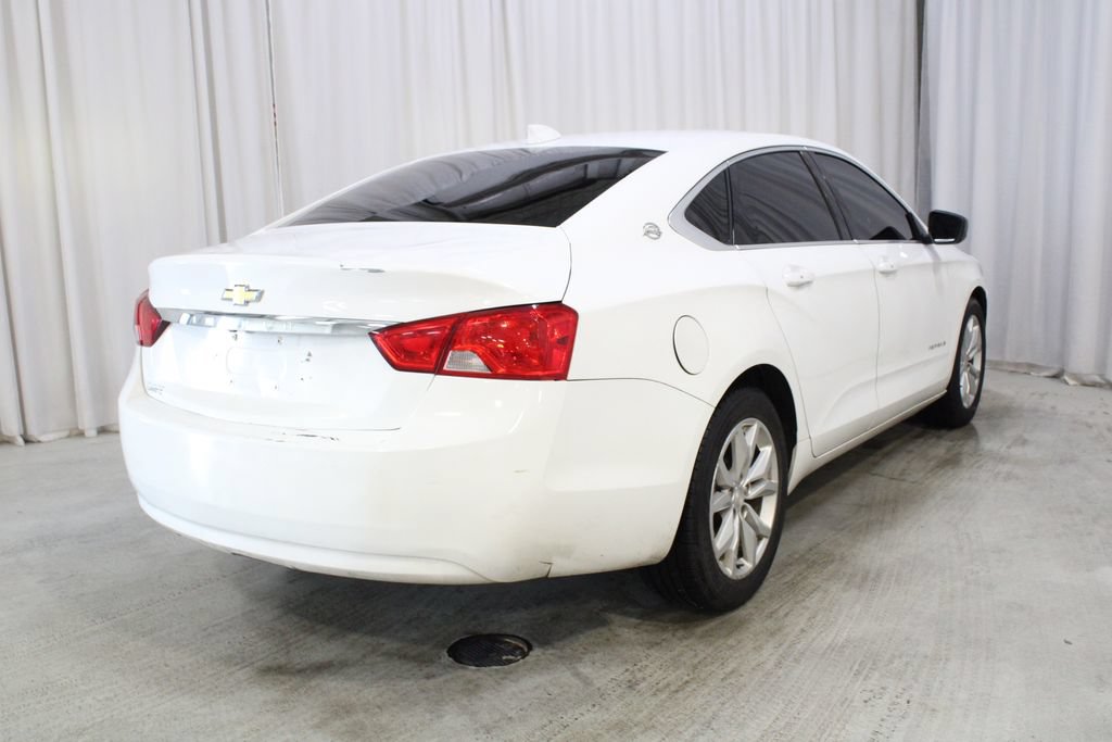 Used 2018 Chevrolet Impala LT FWD image 25