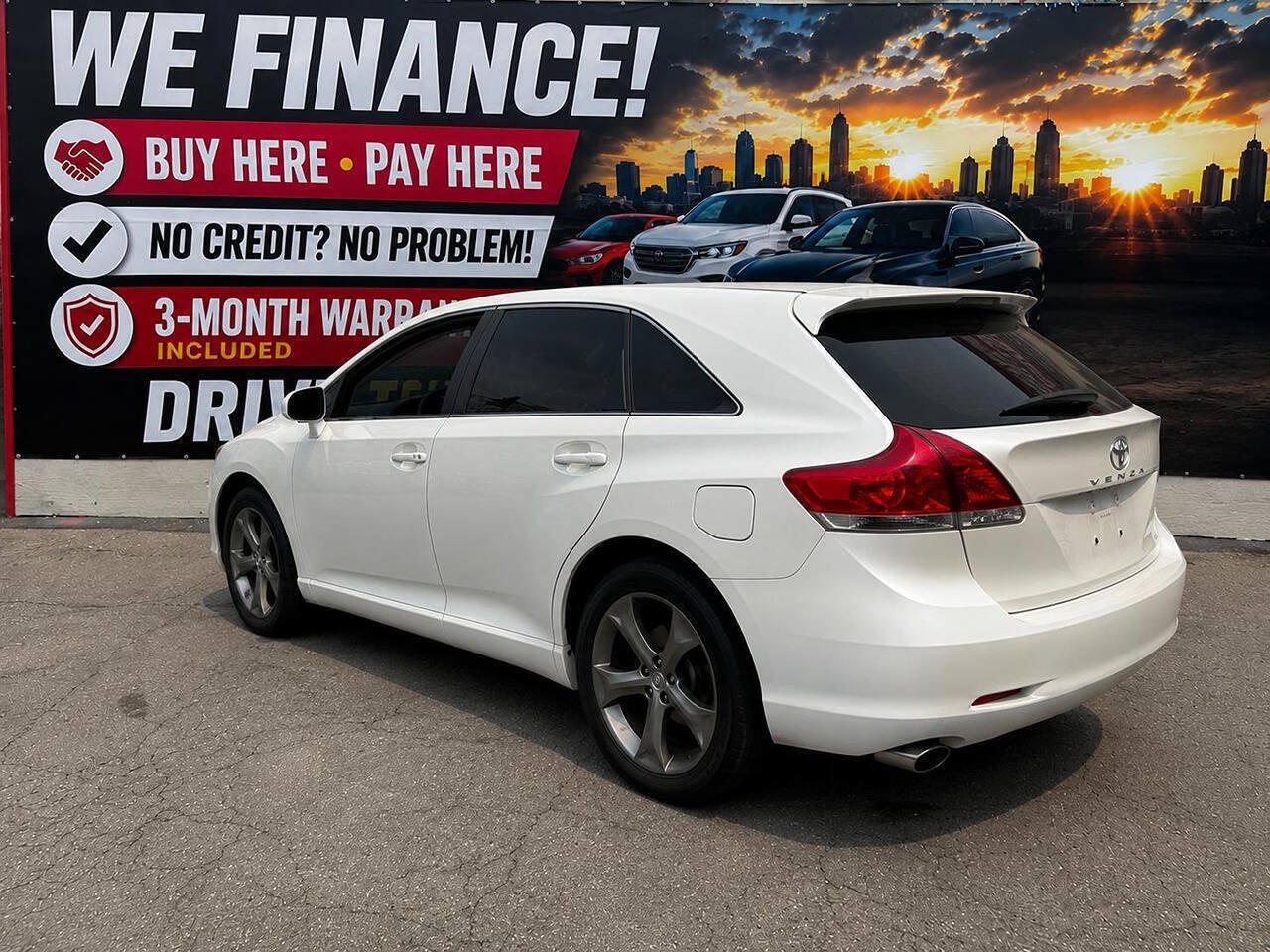 Used 2009 Toyota Venza FWD image 4