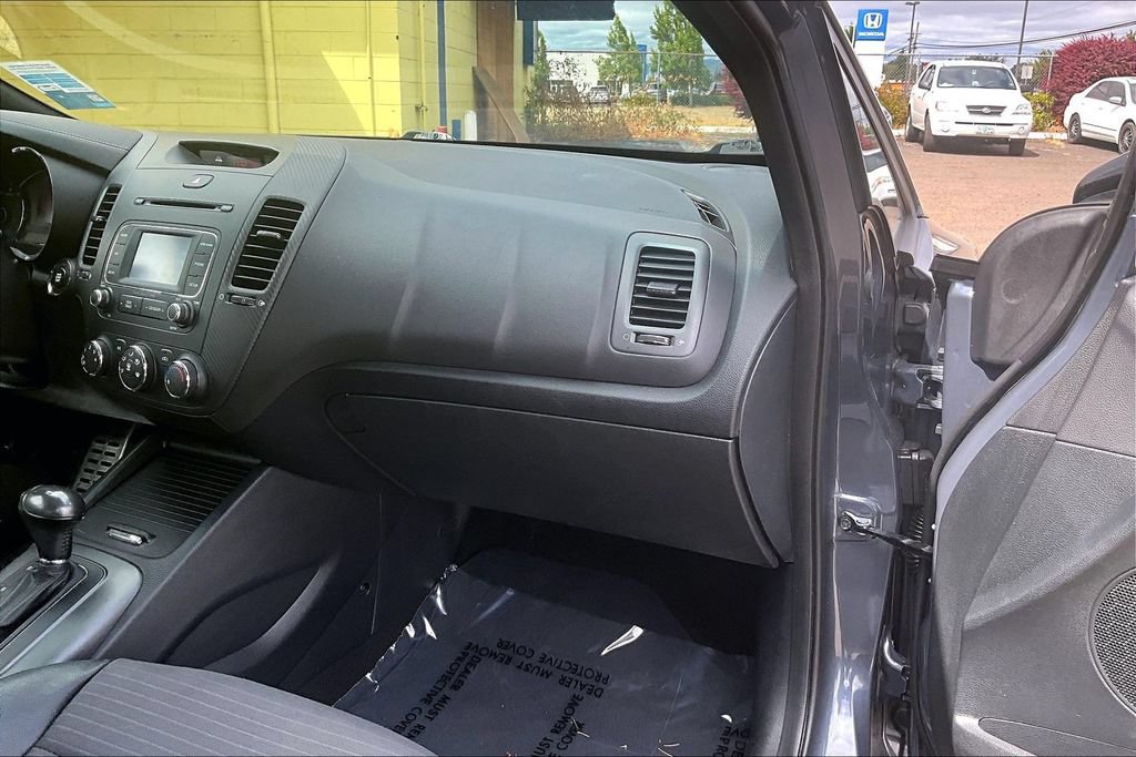 Used 2015 Kia Forte SX FWD image 19