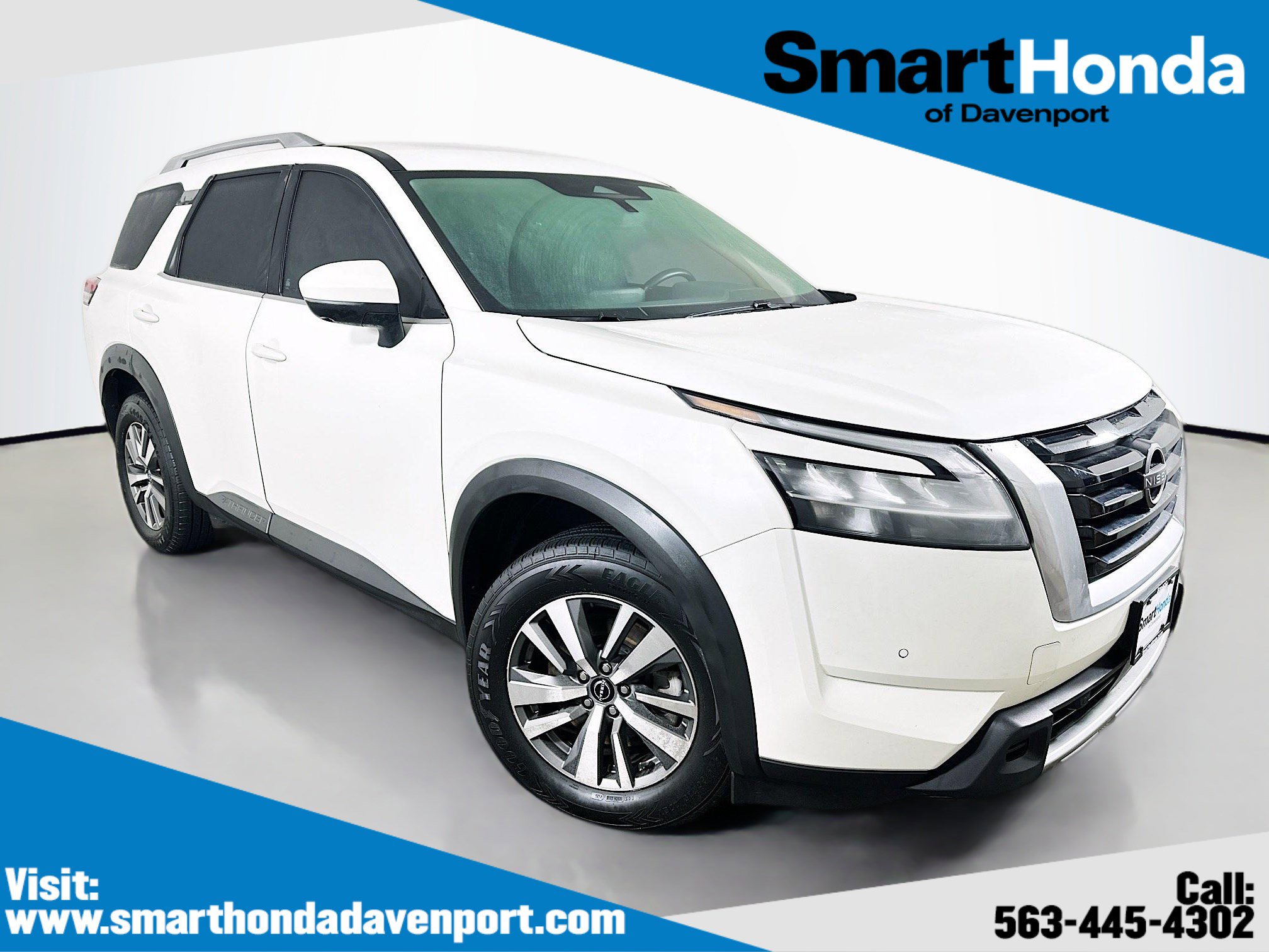 Used 2023 Nissan Pathfinder SL