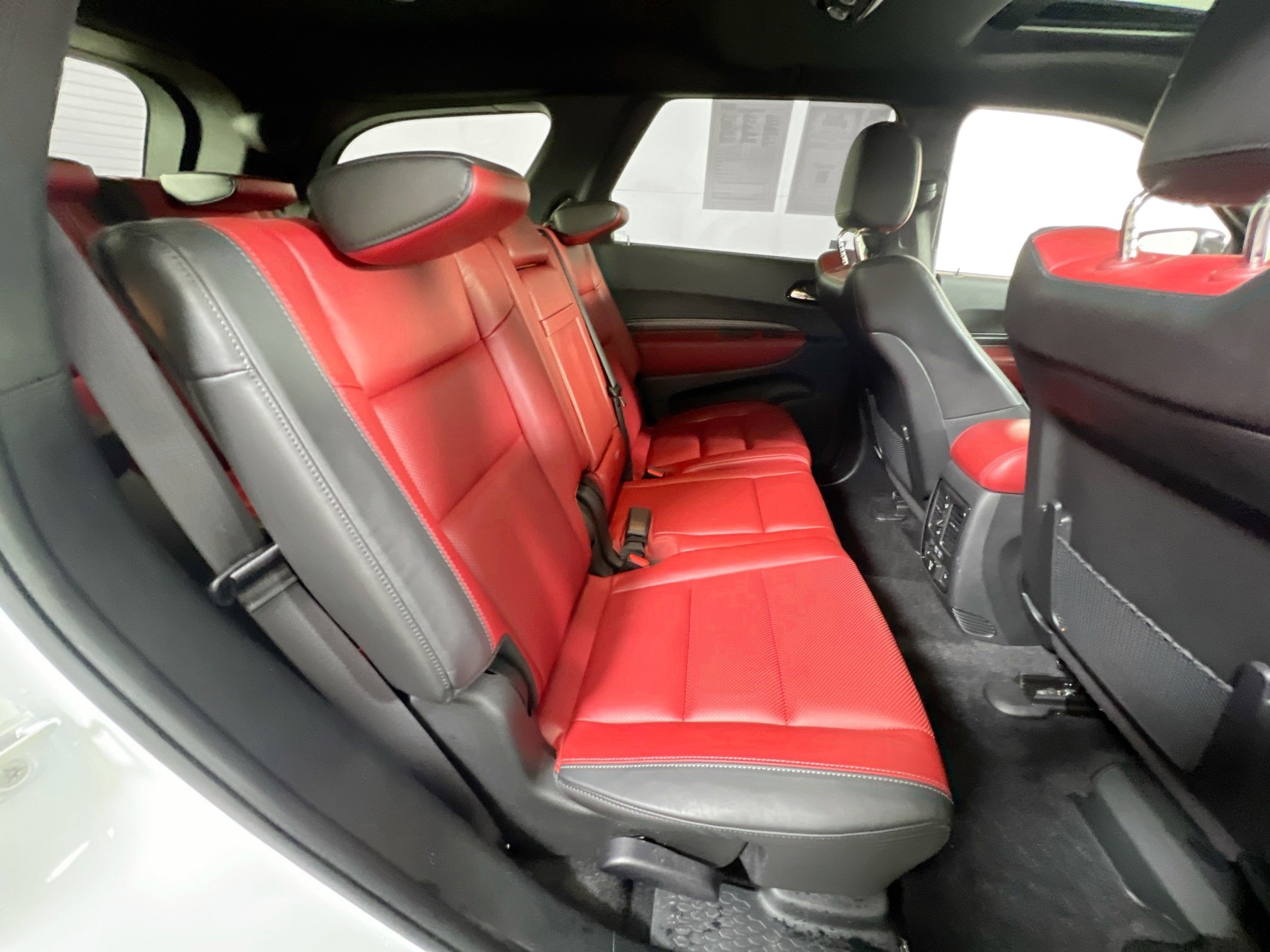 Used 2022 Dodge Durango R/T w/ Blacktop Package image 29