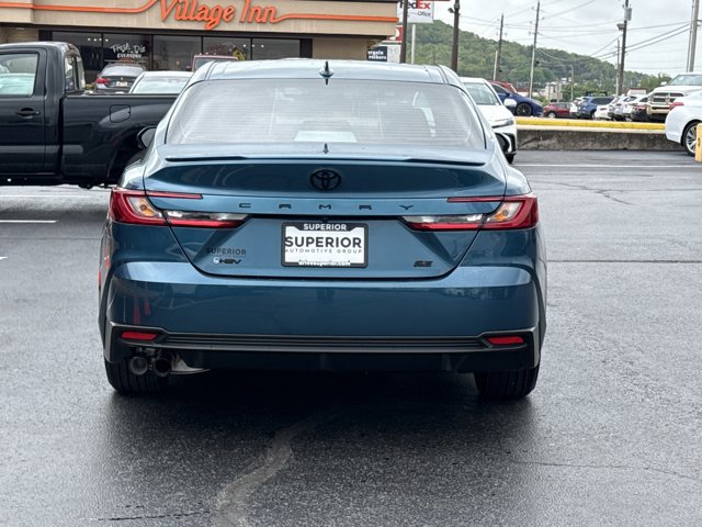 Used 2026 Toyota Camry SE w/ Convenience Package FWD image 4