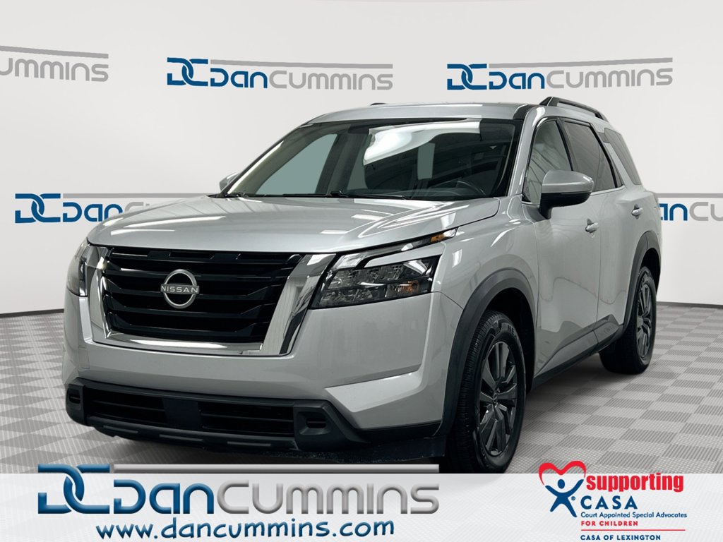 Used 2023 Nissan Pathfinder SV FWD image 1