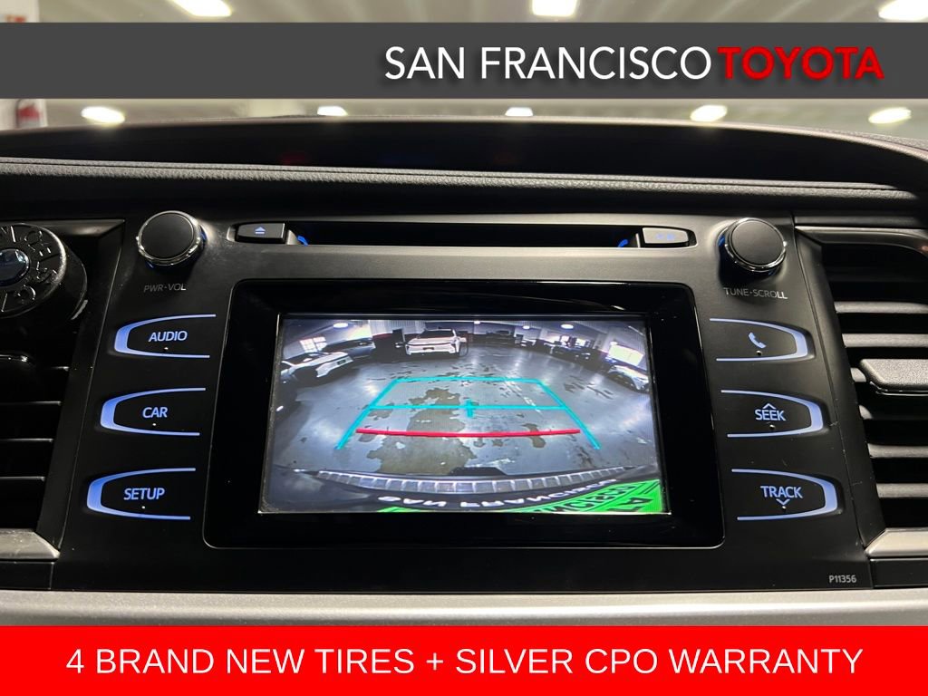 Used 2017 Toyota Highlander LE image 30