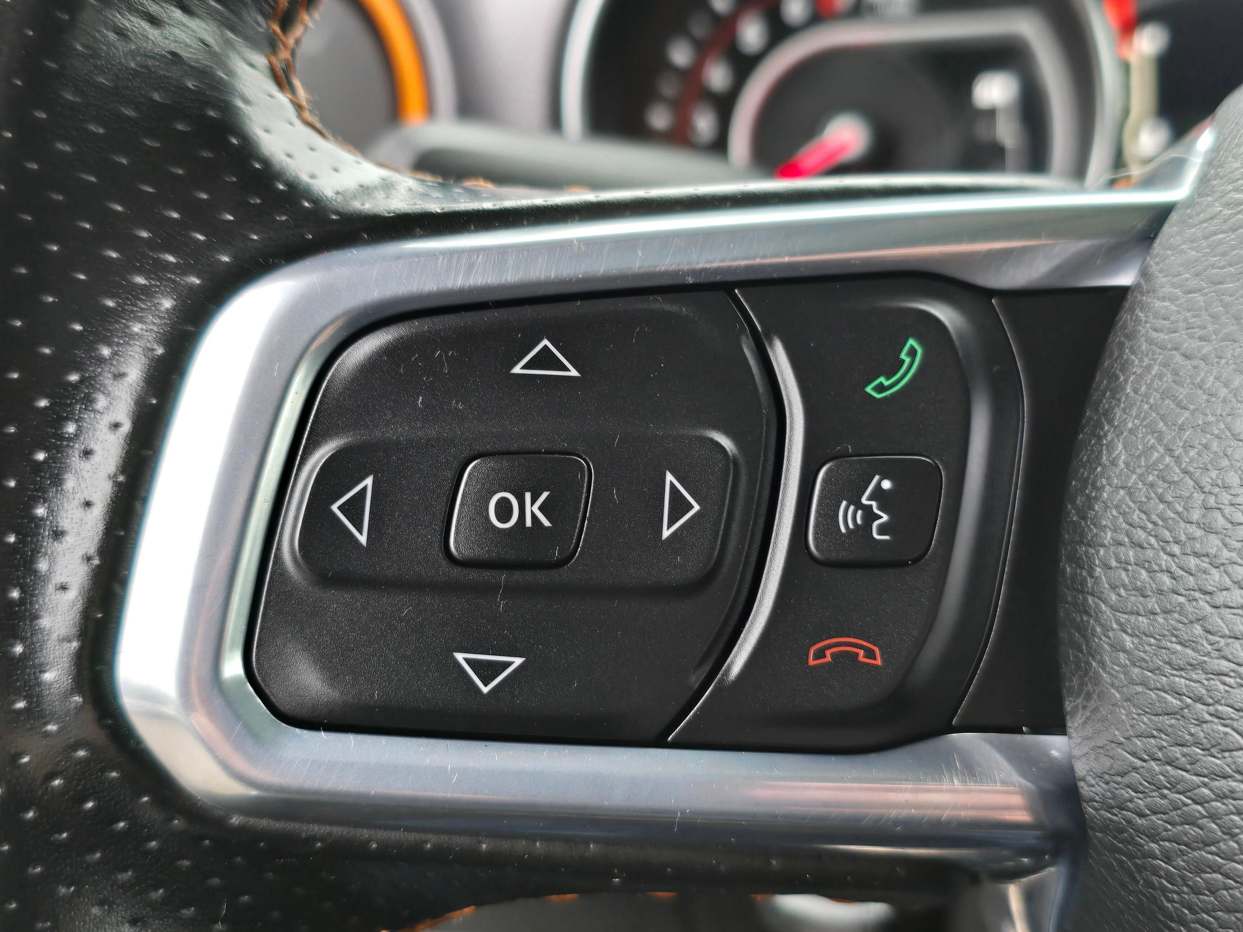 Used 2020 Jeep Gladiator Mojave AWD/4WD image 20