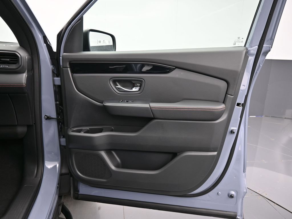 New 2026 Honda Pilot TrailSport image 41