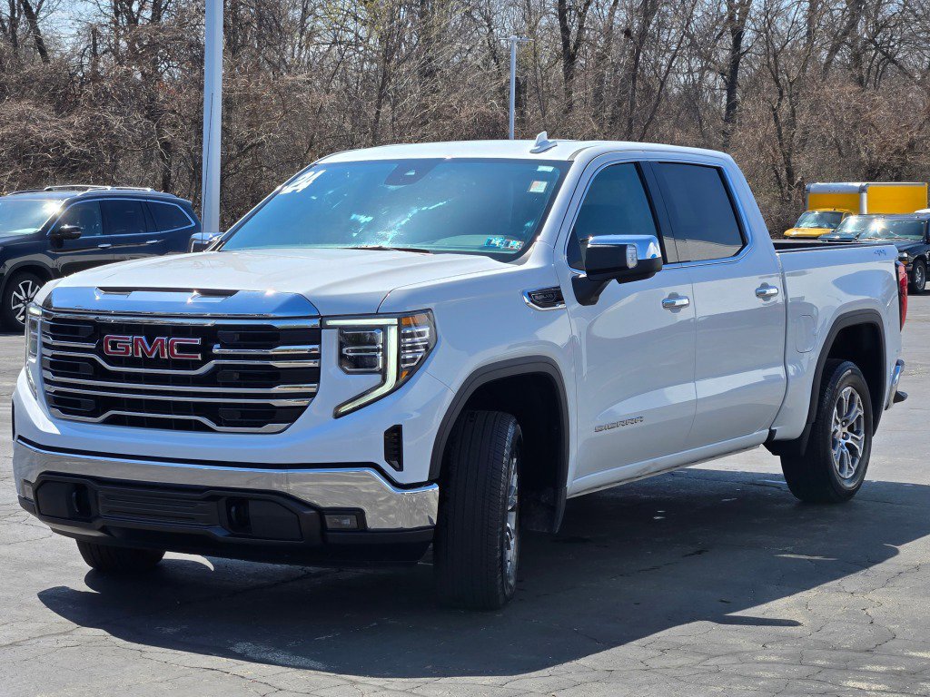 Used 2024 GMC Sierra 1500 SLT image 4