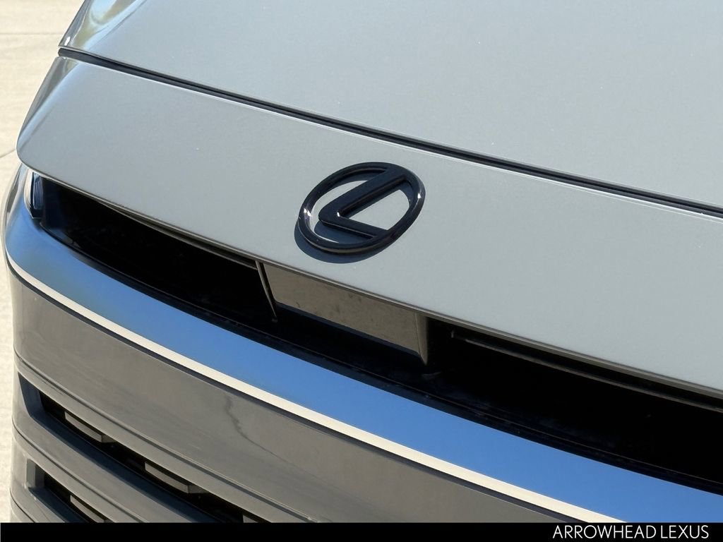 New 2026 Lexus TX 500h AWD image 34