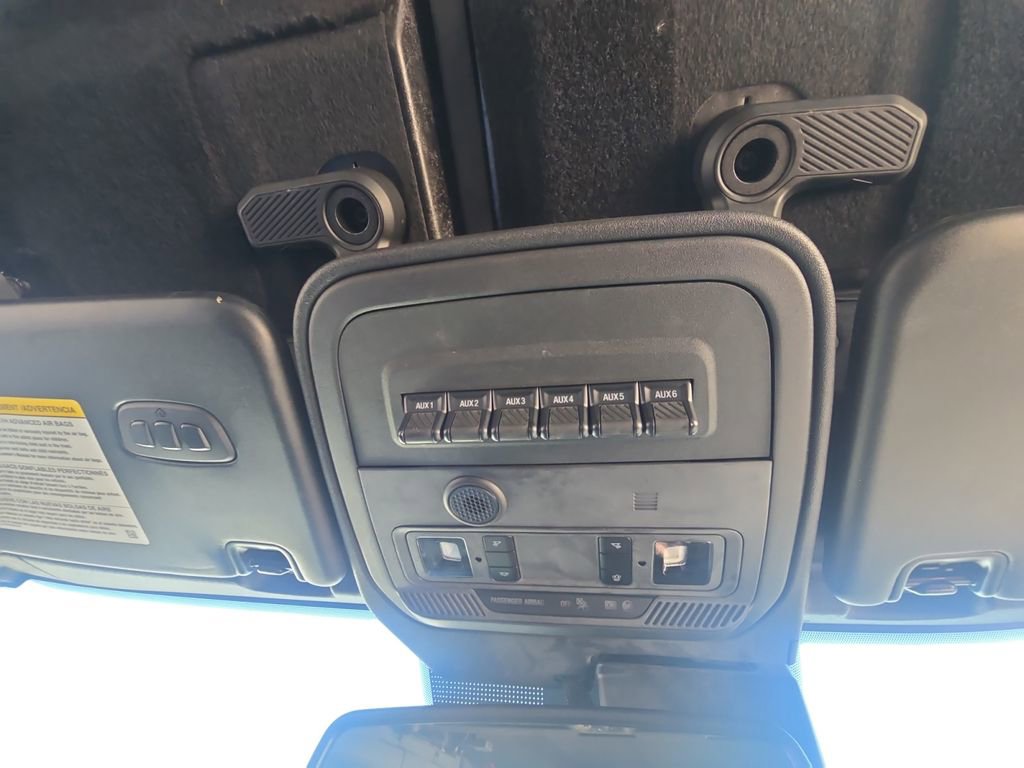 Used 2023 Ford Bronco Badlands image 26