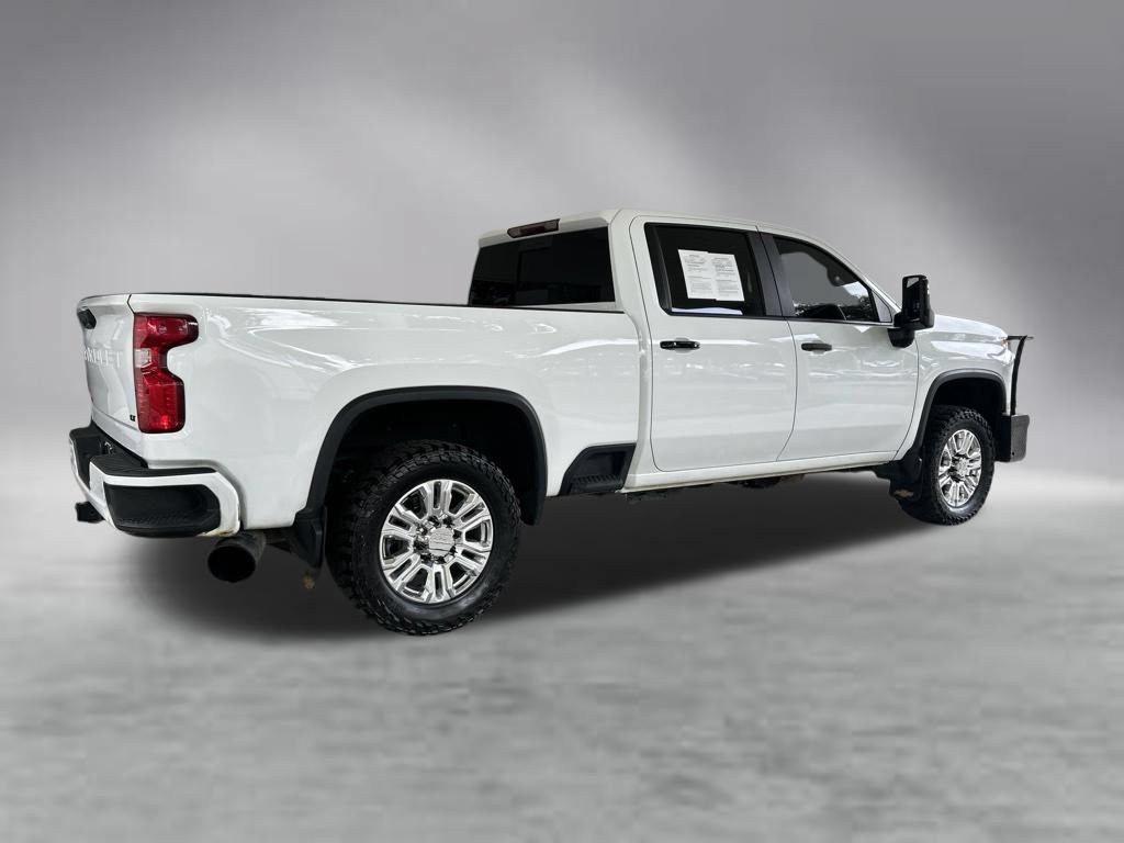Used 2022 Chevrolet Silverado 3500 LT w/ All Star Edition AWD/4WD image 3