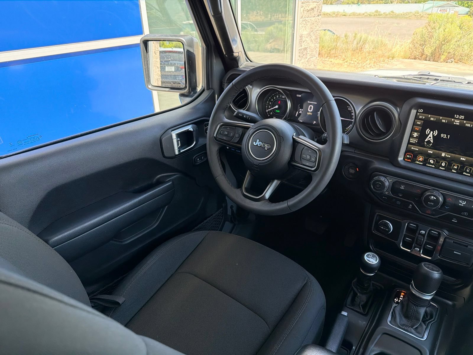 Used 2023 Jeep Wrangler Unlimited w/ 8.4" Radio Group AWD/4WD image 12