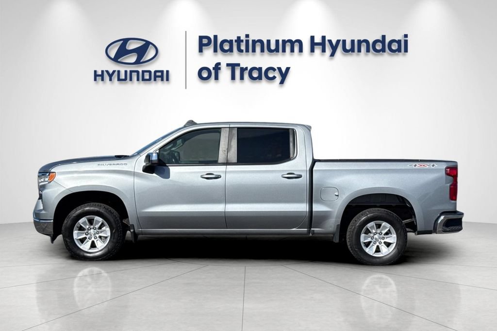Used 2025 Chevrolet Silverado 1500 LT AWD/4WD image 7
