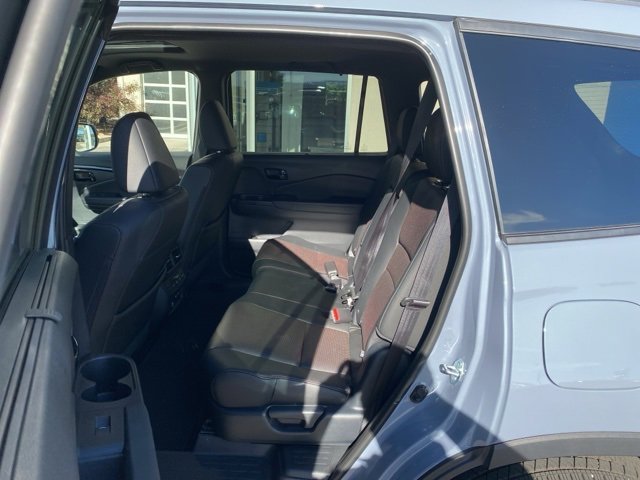 Used 2025 Honda Passport Black Edition image 10