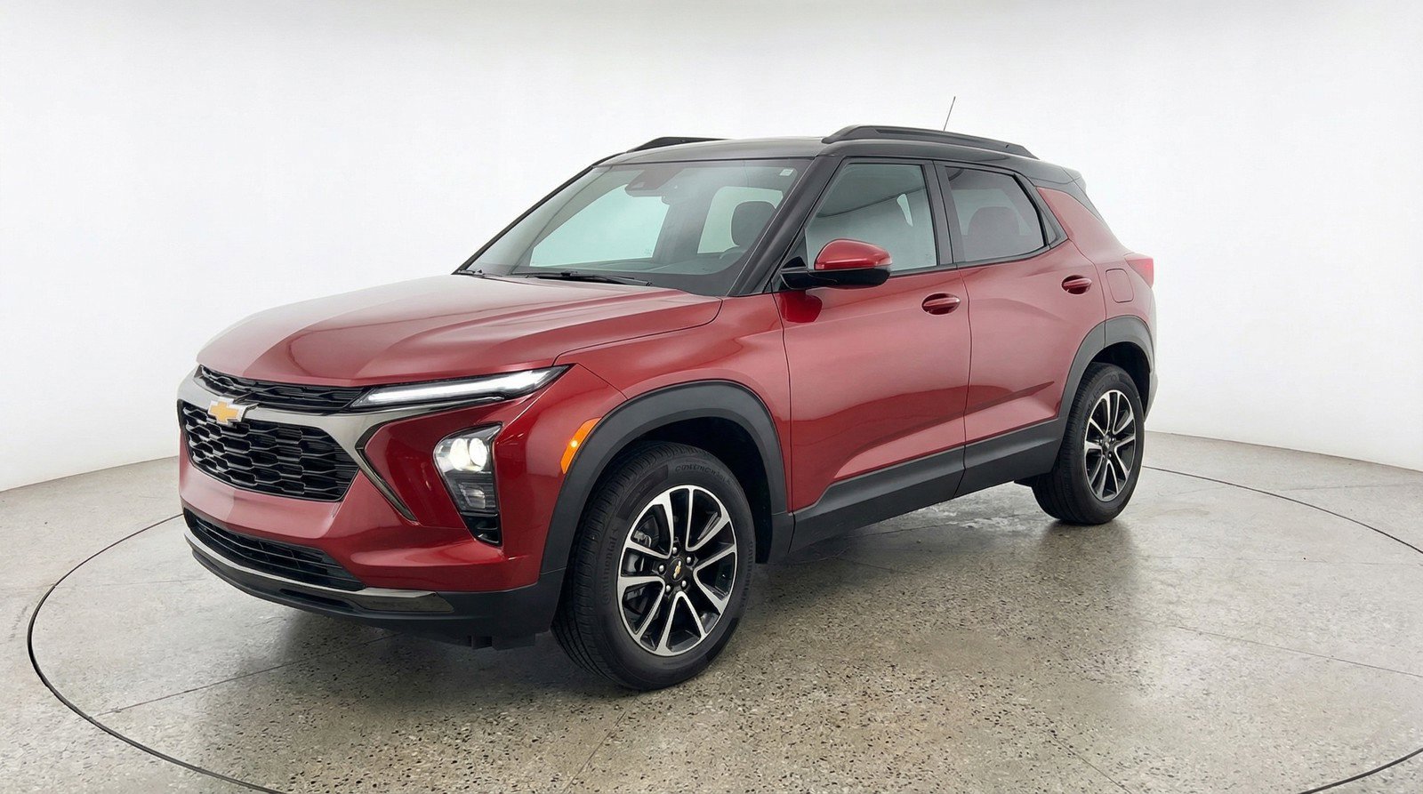 Used 2025 Chevrolet TrailBlazer LT image 3