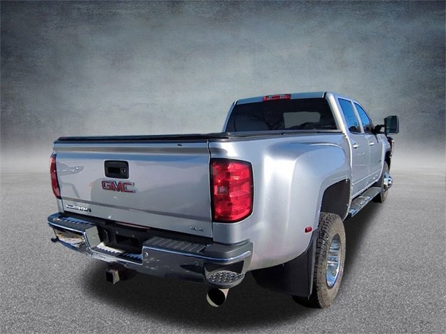 Used 2015 GMC Sierra 3500 SLE image 9