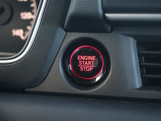 New 2025 Honda Pilot Touring image 18