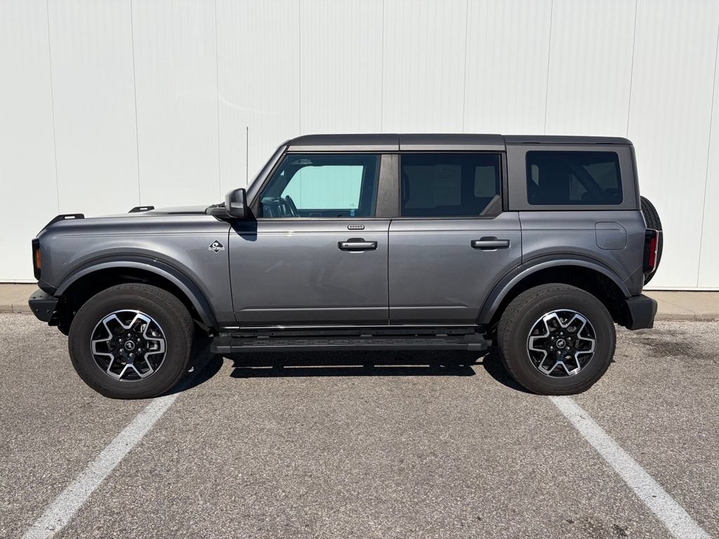 Certified 2023 Ford Bronco Outer Banks AWD/4WD image 3