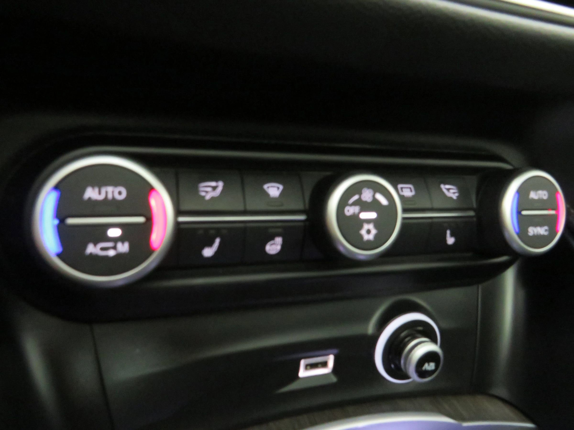 Used 2018 Alfa Romeo Stelvio Ti image 20