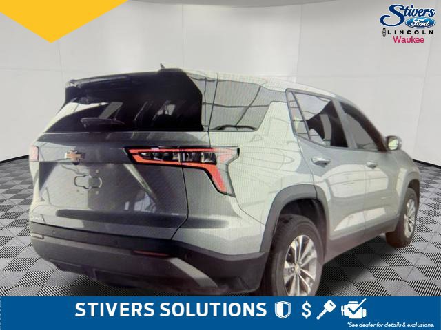 Used 2026 Chevrolet Equinox LT FWD image 3