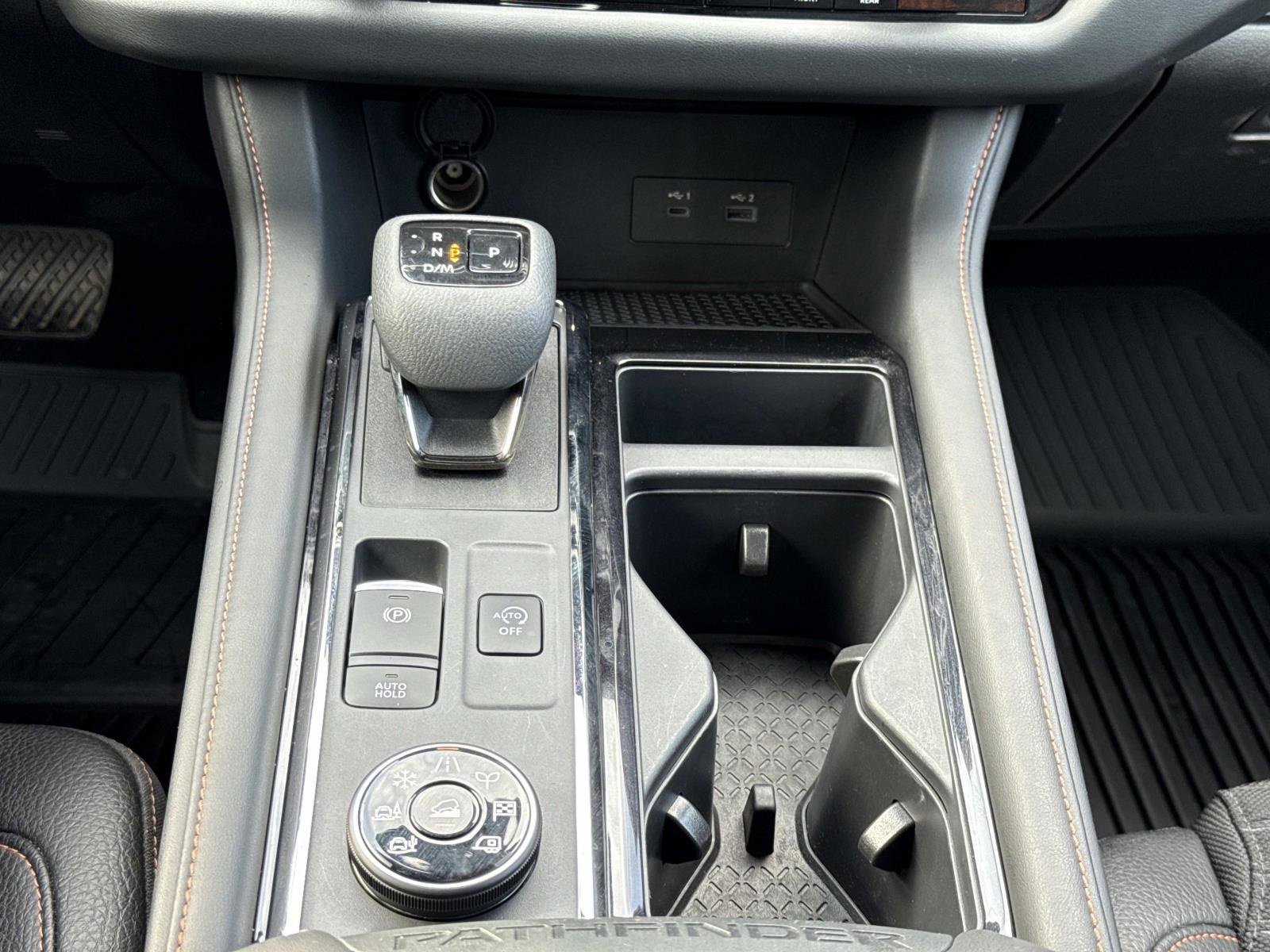 Used 2024 Nissan Pathfinder Rock Creek image 12