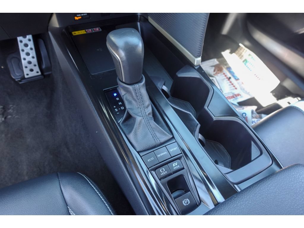 Used 2025 Toyota Camry SE FWD image 20