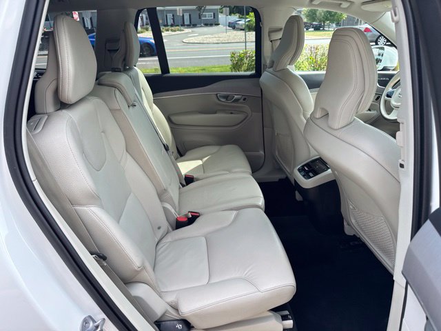Certified 2024 Volvo XC90 B5 Core w/ Protection Package Premier AWD/4WD image 13
