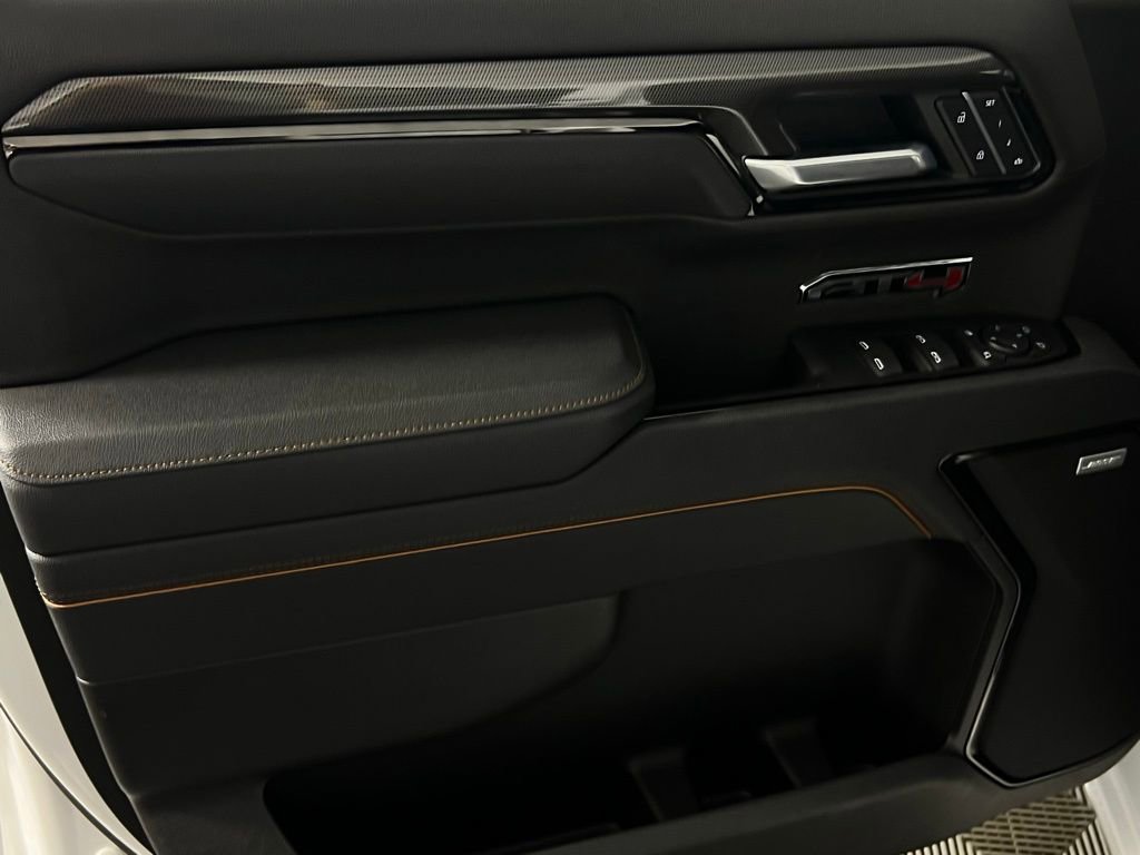 Used 2025 GMC Sierra 1500 AT4 image 24